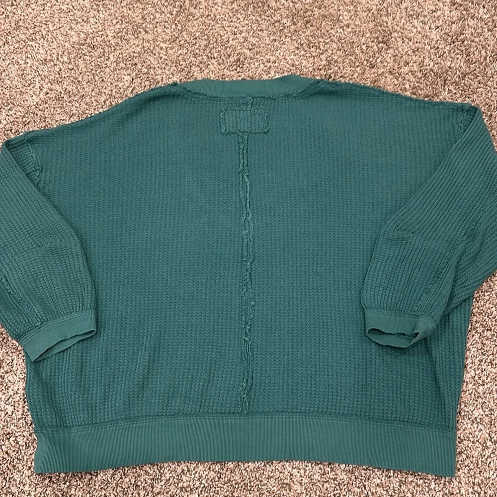 FREE PEOPLE We The Free Ricky Thermal V Neck Top in Green